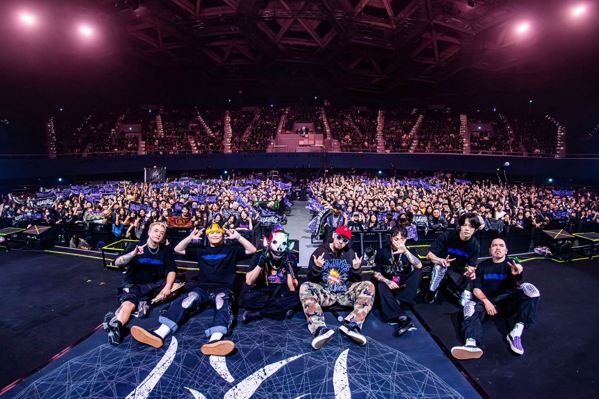 血肉果汁機無庸置疑是臺灣最頂尖的「務實的金屬音樂工作者」,他們不打高空、不賣悲情、不浪費時間釐清已知事實,用最嚴謹的態度做最狂暴的臺灣金屬音樂。